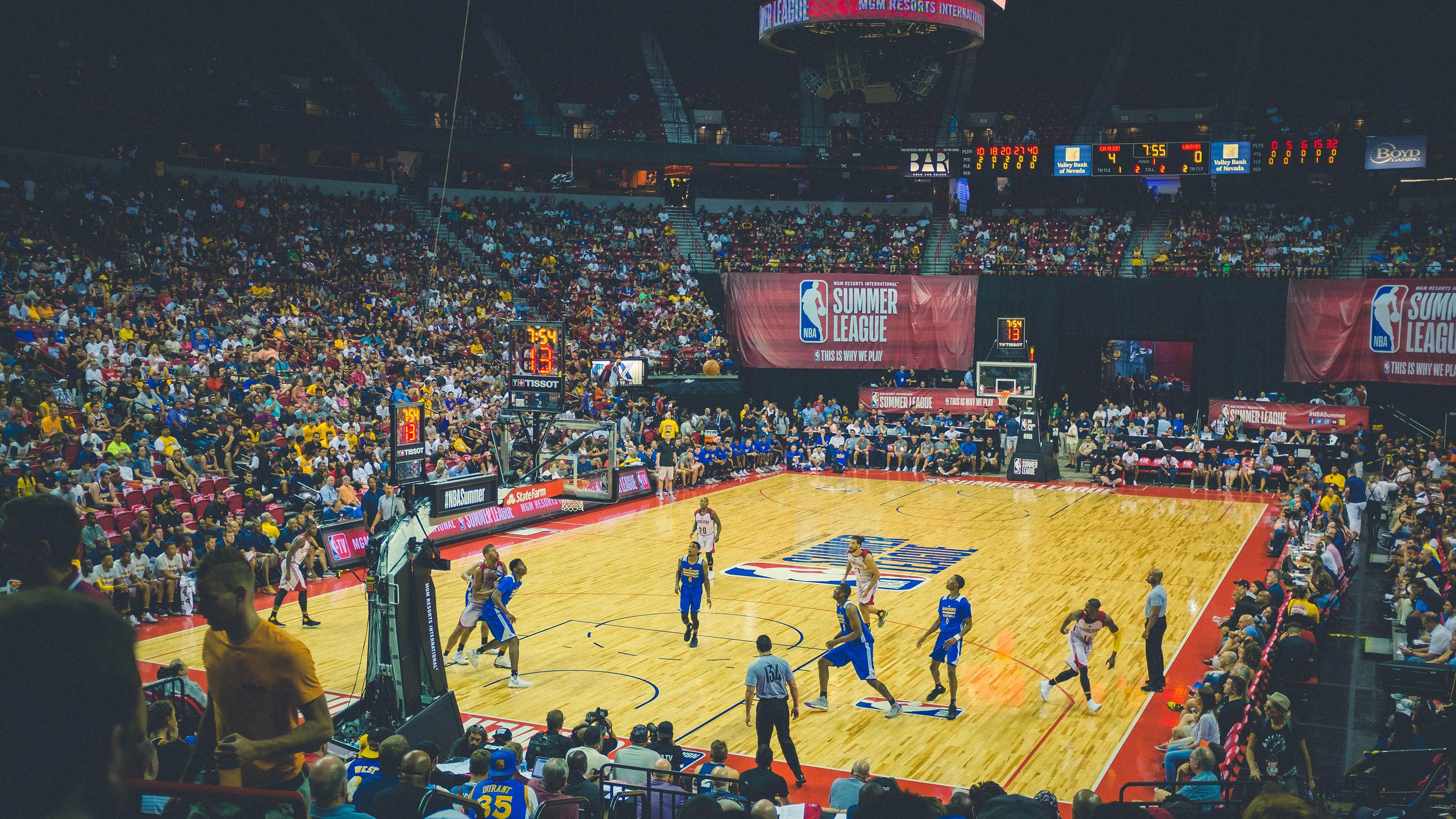 独行侠内外结合,力克来访之师