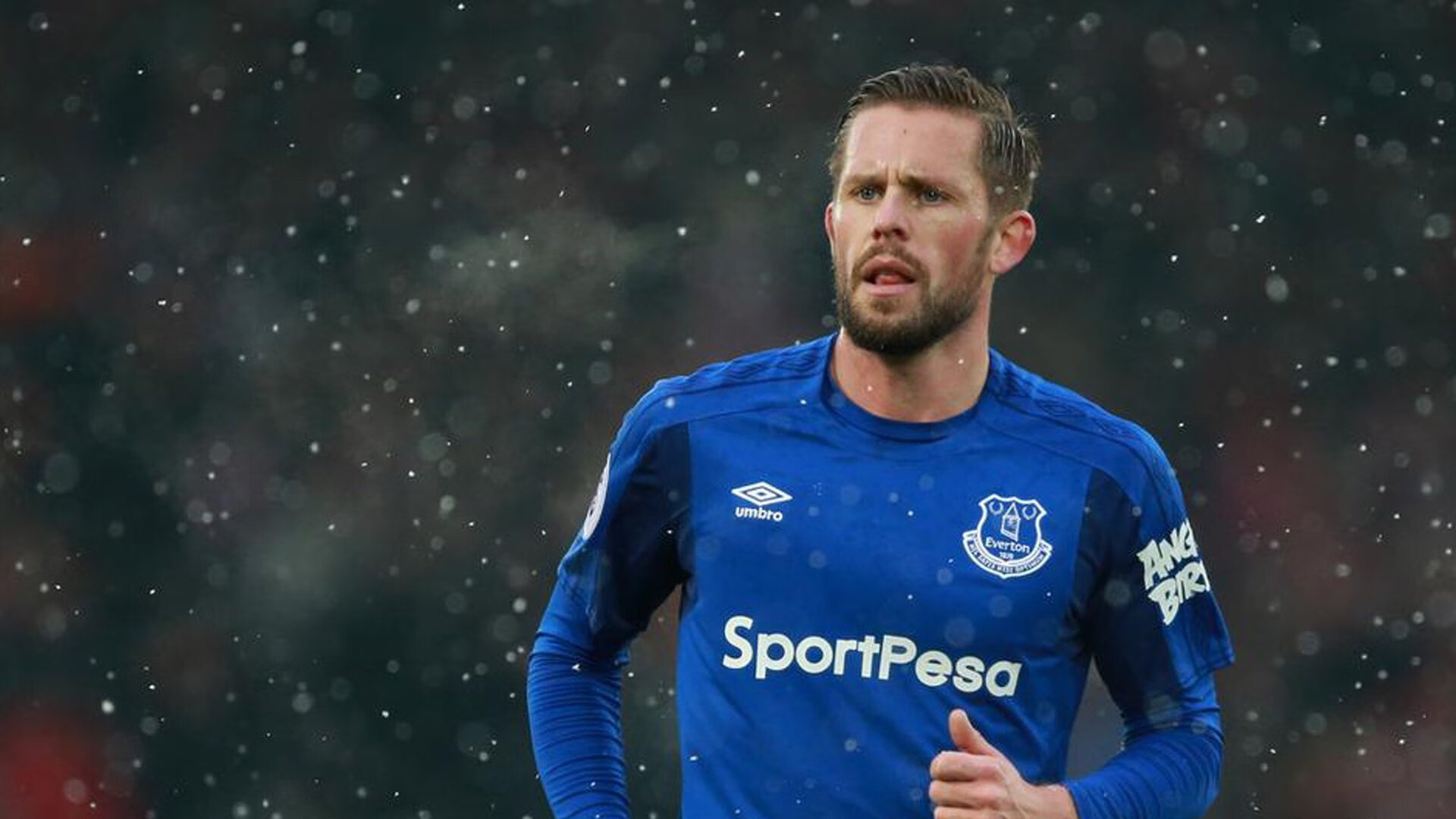 英超冲击，教练称赞球员，2021英超教练